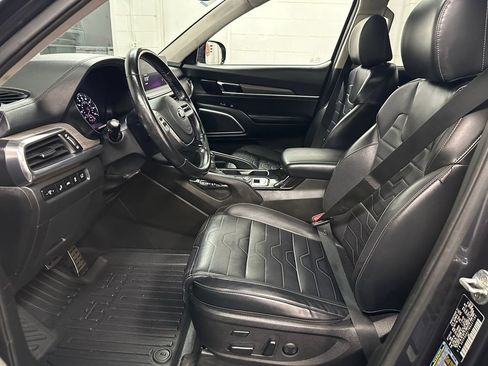 Used 2022 Kia Telluride SX w/ SX Prestige Package AWD/4WD image 19