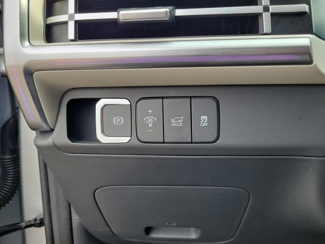 Used 2024 Hyundai Santa Fe Calligraphy FWD image 23