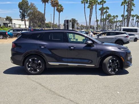 New 2026 Kia Sportage SX FWD image 17