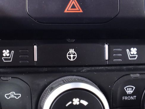 Used 2022 RAM 1500 Laramie image 26