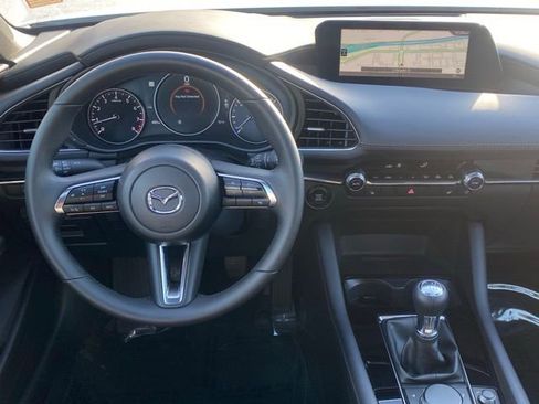 Used 2025 MAZDA MAZDA3 2.5 S Hatchback w/ Appearance Package image 11