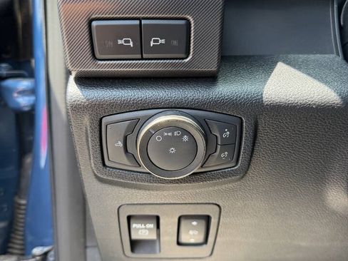 Used 2019 Ford F150 Raptor w/ Equipment Group 802A Luxury AWD/4WD image 22