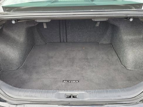 Certified 2023 Nissan Altima 2.5 SV image 9