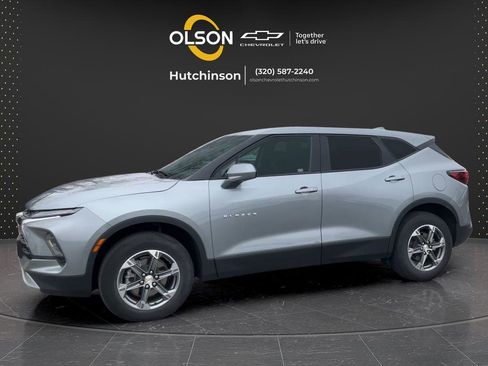Certified 2025 Chevrolet Blazer LT AWD/4WD image 6