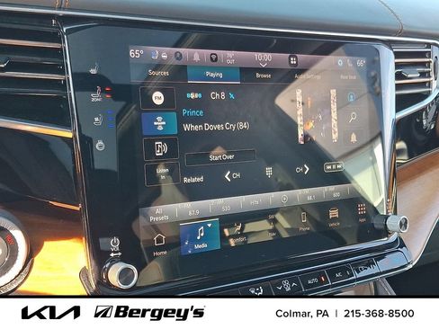 Used 2023 Jeep Grand Wagoneer Series III w/ Rear Seat Video Group 1 AWD/4WD image 23