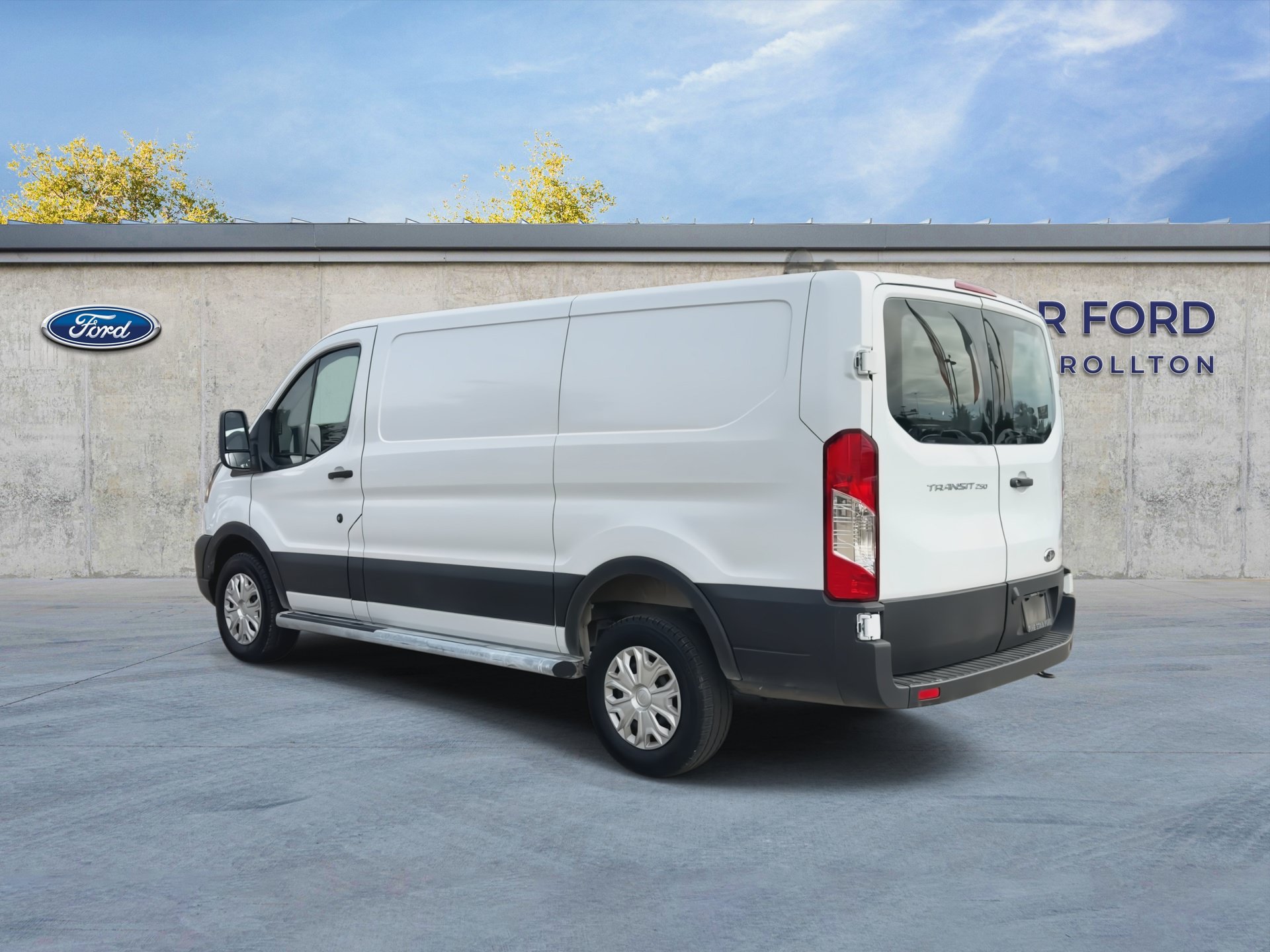 Used 2025 Ford Transit 250 Low Roof w/ Exterior Upgrade Package RWD image 6