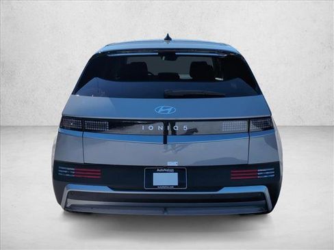 New 2026 Hyundai Ioniq 5 SE image 8