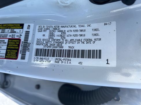 Used 2017 Toyota Tundra SR5 image 20