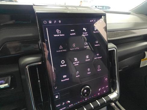 New 2026 GMC Yukon Elevation image 22