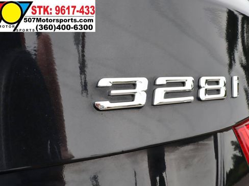 Used 2011 BMW 328i xDrive Sedan AWD/4WD image 14