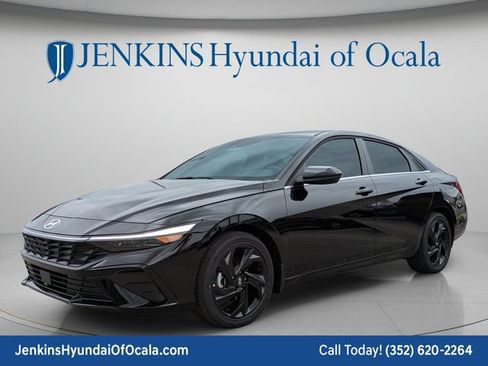 New 2026 Hyundai Elantra SEL Sport Premium FWD image 9