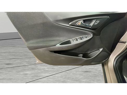 Used 2024 Chevrolet Malibu RS w/ LPO, Floor Liner Package FWD image 10