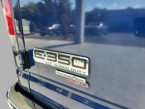 Used 2013 Ford E-350 and Econoline 350 XLT image 24