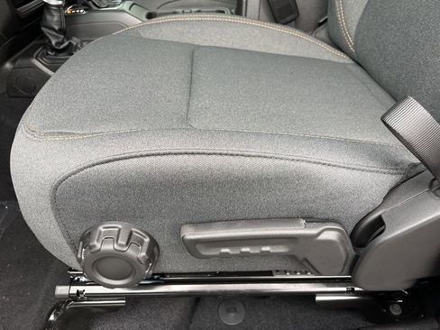 New 2026 Jeep Gladiator Sport image 27