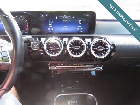 Used 2025 Mercedes-Benz CLA 250 4MATIC image 24