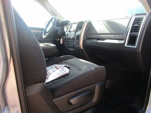 Used 2019 RAM 1500 Classic Warlock image 22