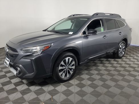 Used 2024 Subaru Outback Limited AWD/4WD image 8