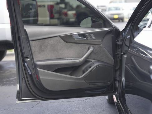 Used 2019 Audi S4 Premium Plus w/ Premium Plus Package image 30