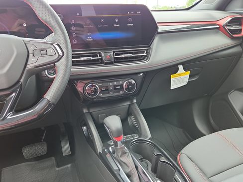 New 2026 Chevrolet TrailBlazer RS w/ Convenience Package FWD image 24