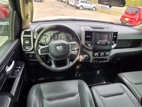 Used 2019 RAM 1500 Tradesman w/ Tradesman Group RWD image 5