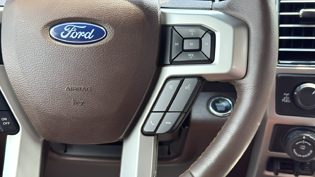 Used 2020 Ford F150 King Ranch w/ Equipment Group 601A Luxury AWD/4WD image 15