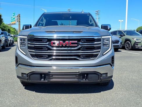 Used 2024 GMC Sierra 1500 SLT RWD image 2