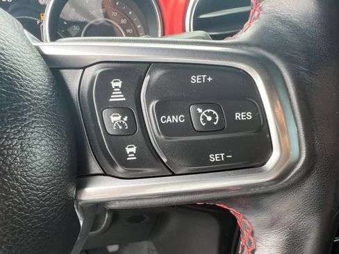 Used 2019 Jeep Wrangler Unlimited Rubicon w/ Advanced Safety Group AWD/4WD image 33