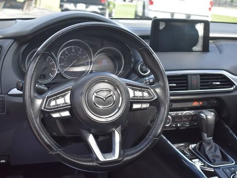 Used 2018 MAZDA CX-9 Touring w/ Touring Premium Package FWD image 18
