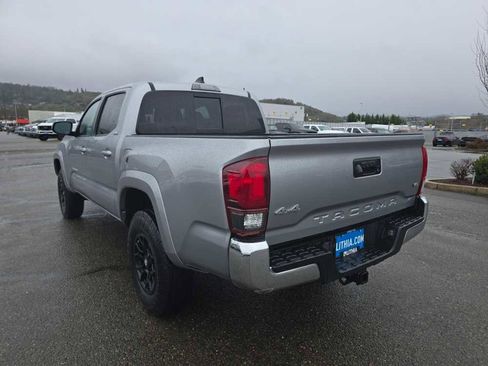 Used 2021 Toyota Tacoma SR5 image 3