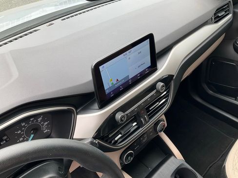 Used 2022 Ford Escape SE image 68