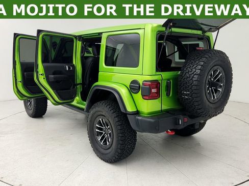 Used 2025 Jeep Wrangler Unlimited Rubicon image 12