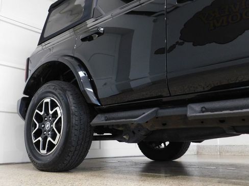 Used 2023 Ford Bronco Outer Banks AWD/4WD image 9
