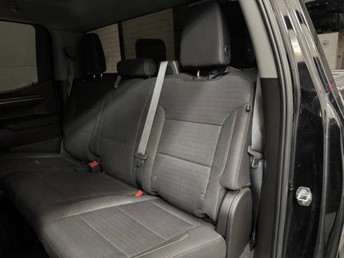 Used 2022 Chevrolet Silverado 1500 LT AWD/4WD image 19
