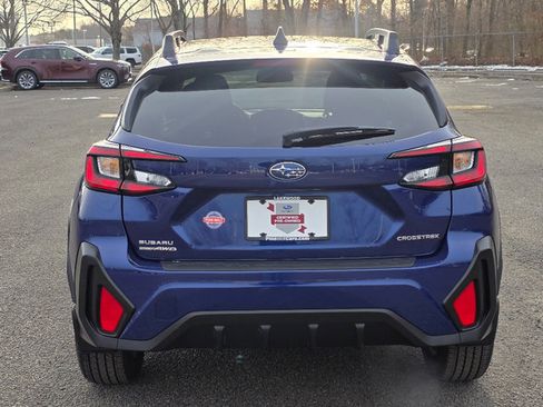 Used 2024 Subaru Crosstrek 2.0i Premium image 15