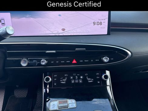 Certified 2026 Genesis GV70 2.5T AWD/4WD image 18
