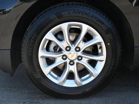 Used 2021 Chevrolet Equinox LS FWD image 12