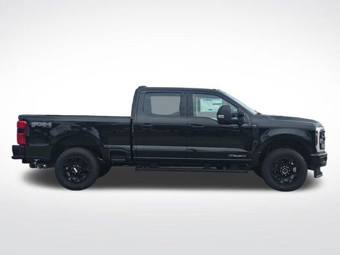 New 2026 Ford F250 Lariat w/ Black Appearance Package AWD/4WD image 27