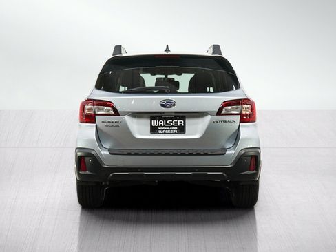 Used 2019 Subaru Outback 2.5i Limited w/ Popular Package #2 AWD/4WD image 4