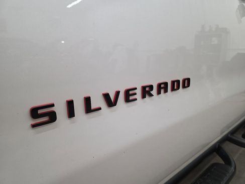 Used 2017 Chevrolet Silverado 1500 LTZ Z71 w/ Redline Edition image 16