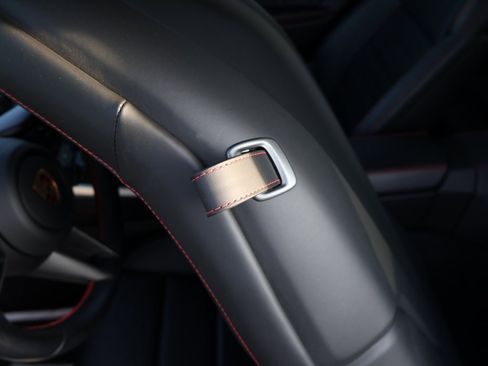 Used 2021 Porsche 911 Turbo image 18