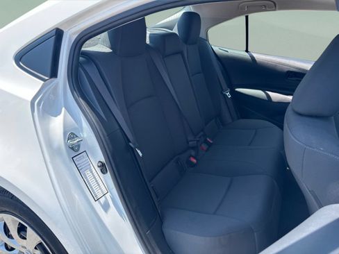Used 2025 Toyota Corolla LE FWD image 26