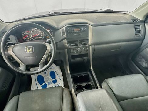 Used 2006 Honda Pilot LX image 25