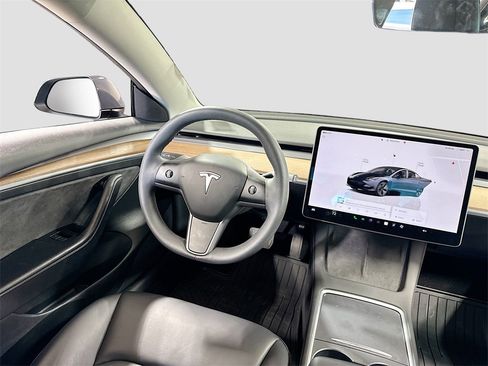 Used 2023 Tesla Model 3 Standard Range image 15