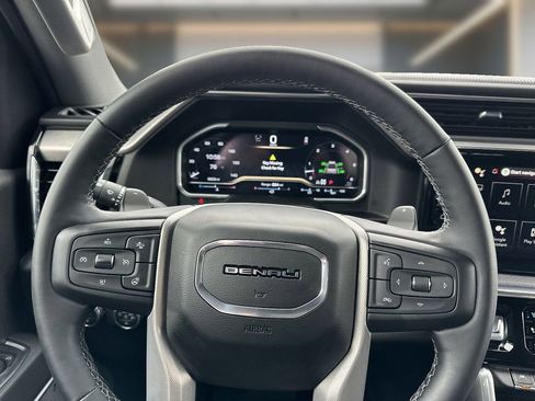 Certified 2023 GMC Sierra 1500 Denali w/ Denali Reserve Package AWD/4WD image 19
