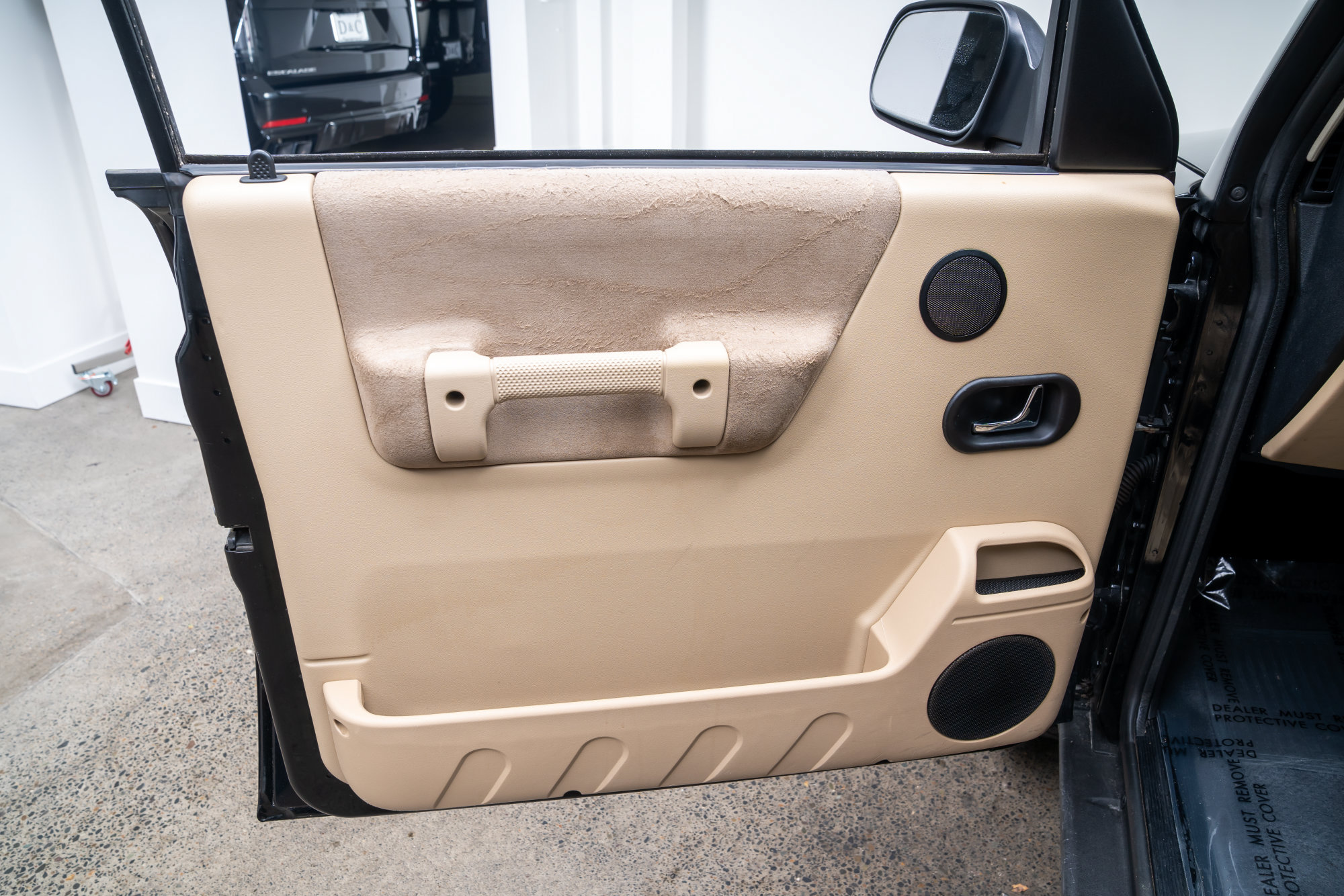 Used 2004 Land Rover Discovery SE AWD/4WD image 17