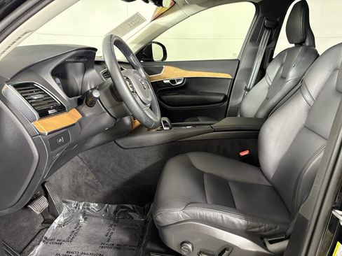 Used 2024 Volvo XC90 B6 Plus w/ Protection Package Premier image 20