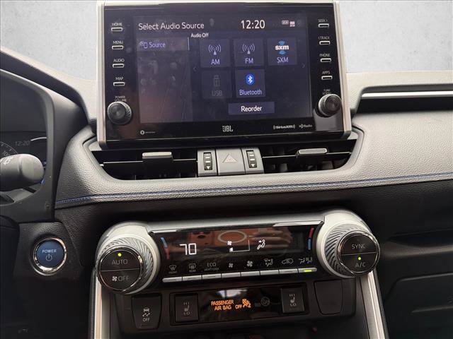 Used 2022 Toyota RAV4 XSE AWD/4WD image 18