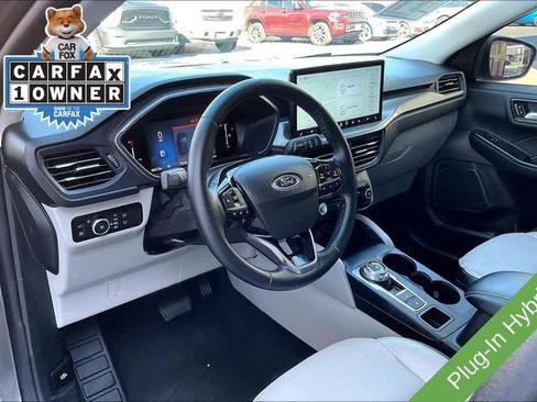 Used 2025 Ford Escape SE FWD image 14