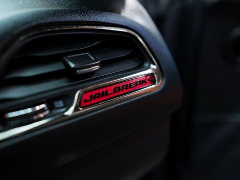Used 2023 Dodge Challenger SRT Hellcat w/ Driver Convenience Group RWD image 33