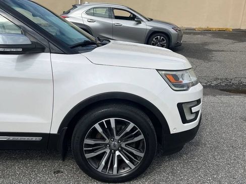 Used 2017 Ford Explorer Platinum AWD/4WD image 13